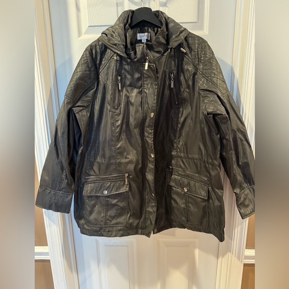 Women’s Raincoat